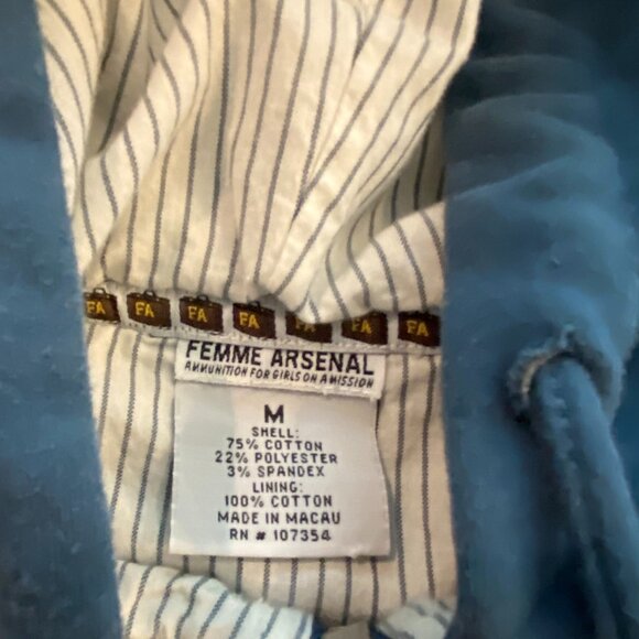 FEMME ARSENAL Embroided zip up hoodie - MEDIUM - Picture 2 of 6